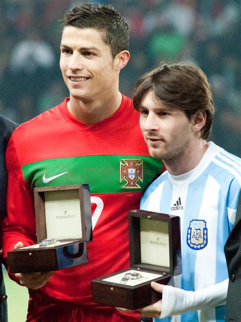 messi and ronaldo images.